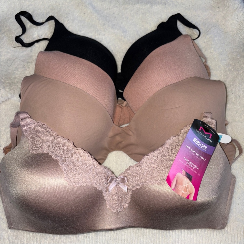 SOLD - 34C BRA BUNDLE - Maidenform, Victoria’s Secret, GAP Body, NEW and GOOD